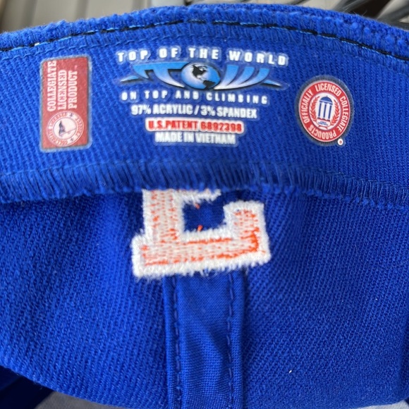 Florida Gators Fitted Hat (Vintage) - Picture 4 of 4